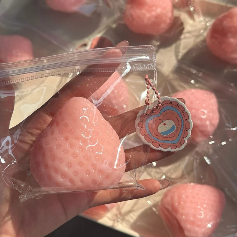 Strawberry Taba Squishy Fidget – обзор и цена Stationery Office